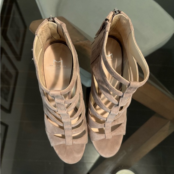 Marc Fisher Heels - Picture 4 of 6